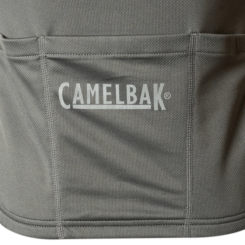 CamelBak VeloBak 72oz Hydration Jersey - Men's 5 CamelBak VeloBak 72oz Hydration Jersey - Men's - Image 5