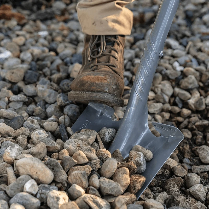 Fiskars Pro D-Handle Transfer Shovel 4 Fiskars Pro D-Handle Transfer Shovel - Image 4