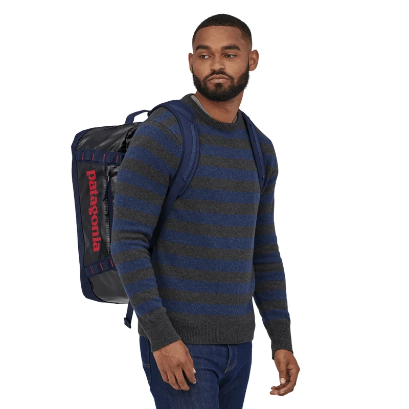 Patagonia Black Hole 40L Duffel Bag 3 Patagonia Black Hole 40L Duffel Bag - Image 3