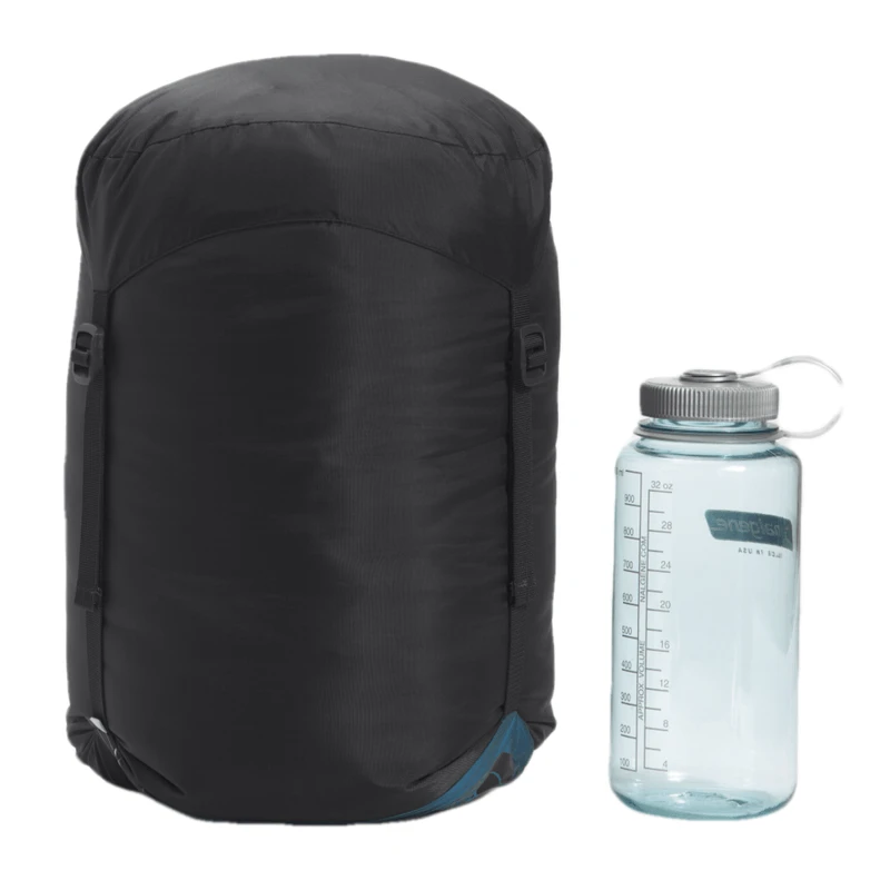 The North Face Cat's Meow Eco 20°F Sleeping Bag - Women's 2 The North Face Cat's Meow Eco 20°F Sleeping Bag - Women's - Image 2