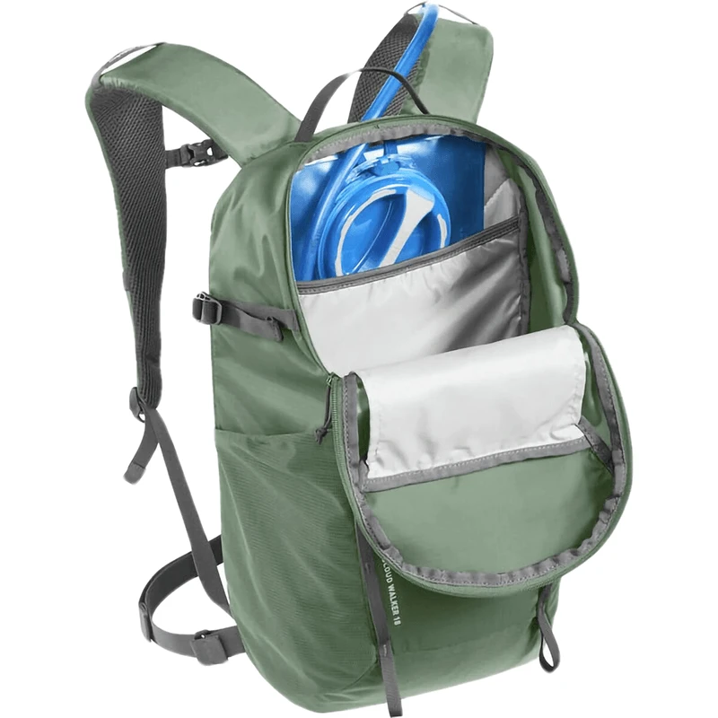 CamelBak Cloud Walker 18L Backpack 2 CamelBak Cloud Walker 18L Backpack - Image 2